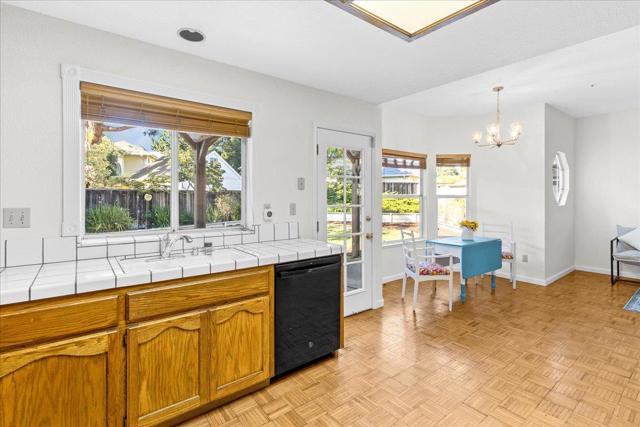 18 Suffield Circle, Salinas CA: https://media.crmls.org/mediaz/be7dd927-c0cb-40b6-8bcb-9f612d9fc812.jpg