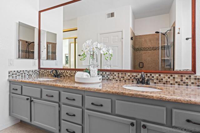 4347 Nobel Dr, San Diego CA: https://media.crmls.org/mediaz/be7e9574-f574-4b71-8ccc-8385714e03e2.jpg