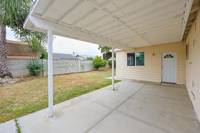 819 Daisy St, Escondido CA: https://media.crmls.org/mediaz/be7f1190-a65d-439d-9153-0e418d4eb9d1.jpg