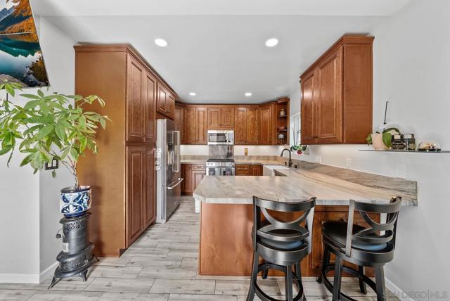 11764 66 Avenida Marcella, El Cajon CA: https://media.crmls.org/mediaz/be7f2d80-71fc-412f-90d6-f72fa407b292.jpg