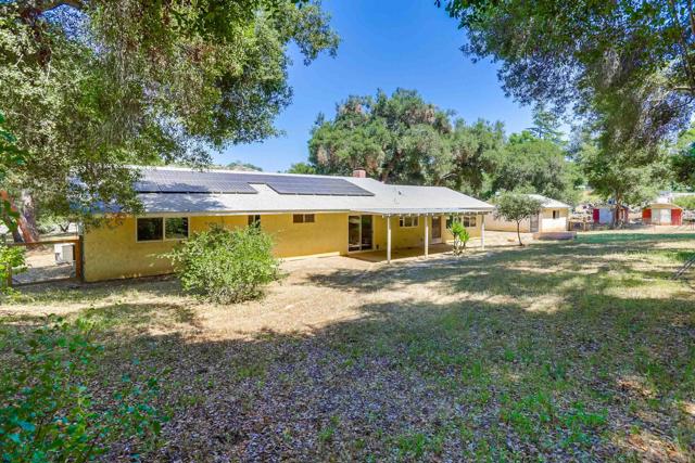 30180 Lilac Rd, Valley Center CA: https://media.crmls.org/mediaz/be801a7f-b07b-4be2-b0f2-bdbb90aaee6f.jpg