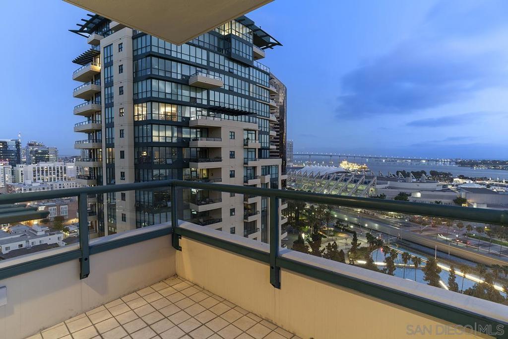 555 Front Street - photo 9