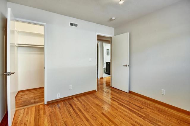 448 Kings Court, Campbell CA: https://media.crmls.org/mediaz/be80be7c-00f5-460b-8486-e94b34df691e.jpg