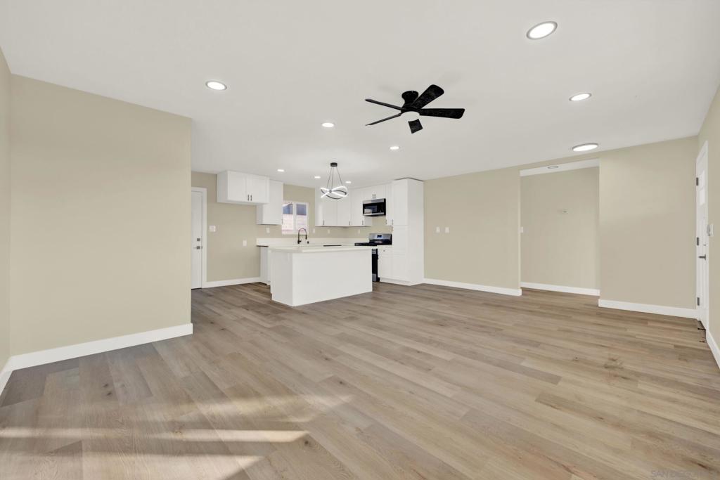 MLS #250043424SD image #7