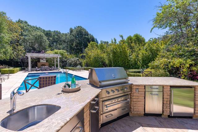 2181 Parkside Avenue, Hillsborough CA: https://media.crmls.org/mediaz/be822cde-5ccf-4e7c-bdb2-1107cde53f0e.jpg