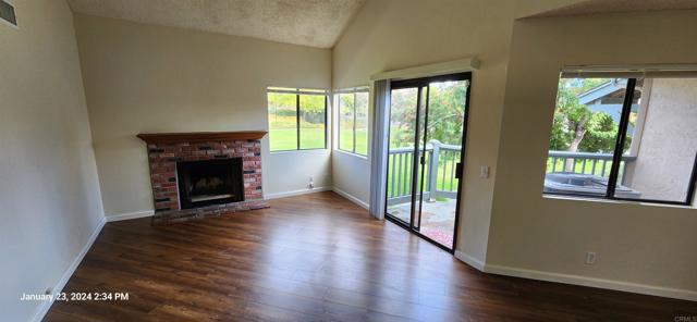 3040 CHARWOOD Court, Spring Valley CA: https://media.crmls.org/mediaz/be8250ab-e1f8-42fa-b797-ba1bdccaf0d8.jpg