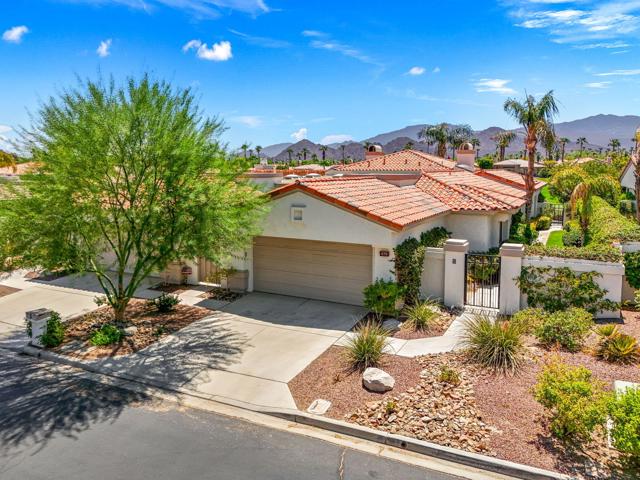 479 Desert Holly Drive, Palm Desert, CA 92211