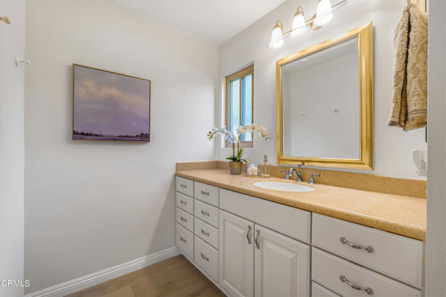 Detail Gallery Image 19 of 34 For 8126 Village 8, Camarillo,  CA 93012 - 2 Beds | 2 Baths