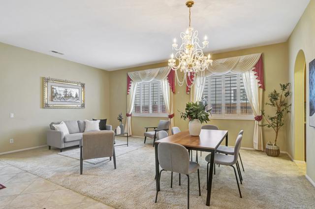 2706 VALLEYCREEK CIR, Chula Vista CA: https://media.crmls.org/mediaz/be82f4ff-49e3-4d18-ab82-1da77abb903b.jpg