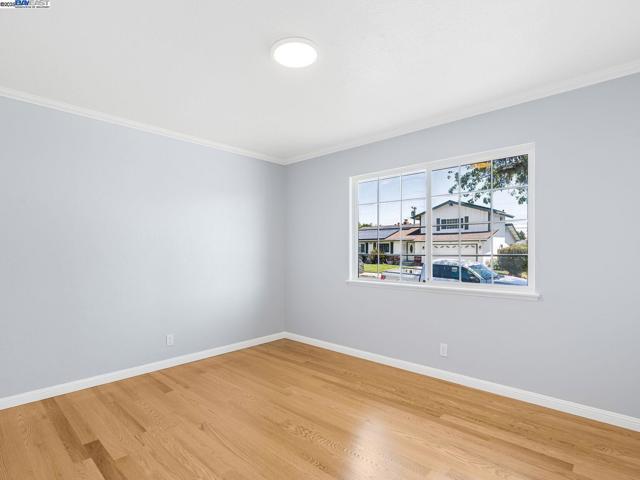 8612 Wicklow Ln, Dublin CA: https://media.crmls.org/mediaz/be8341ea-80f4-4db3-8dd4-5e6a0c37c300.jpg