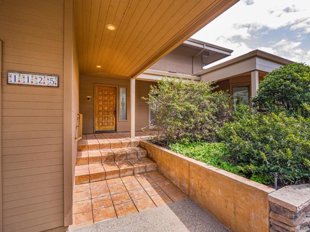 1125 Sumner Avenue, Aptos CA: https://media.crmls.org/mediaz/be835815-b69f-41cc-b767-1861417bc0ef.jpg
