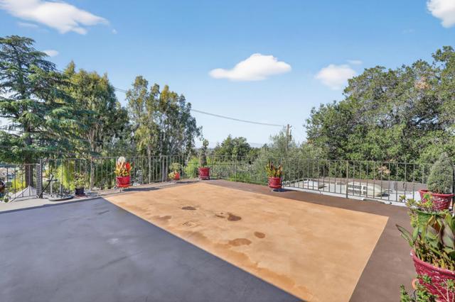 3992 Altadena Lane, San Jose CA: https://media.crmls.org/mediaz/be839cab-ea83-4591-93c6-9258aa0f29a6.jpg