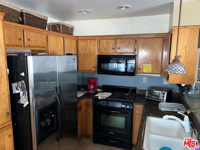 12411 Osborne Street, 88 photo 3