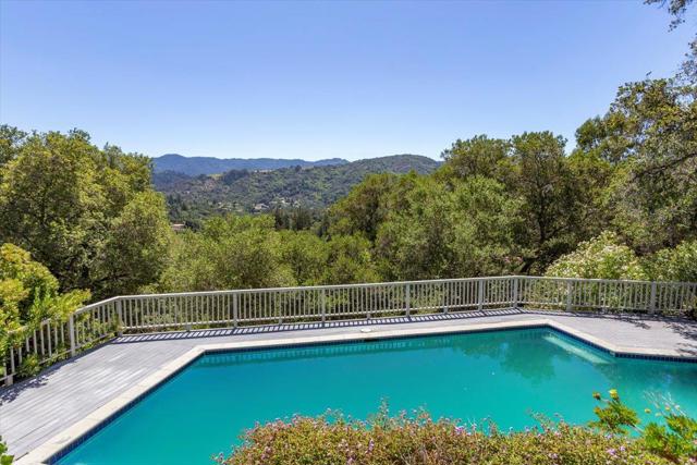 13434 Old Oak Way, Saratoga CA: https://media.crmls.org/mediaz/be87055b-301a-4ed1-813a-fb852613959d.jpg