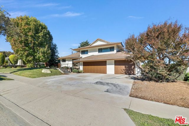 15515 La Moine Street, Hacienda Heights CA: https://media.crmls.org/mediaz/be8740ae-1af5-45f9-9f96-f46cf8e55e80.jpg