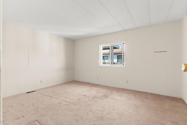 118 Canada Cove Avenue, Half Moon Bay CA: https://media.crmls.org/mediaz/be87839f-1835-4ba7-8240-89adcb55b3d0.jpg