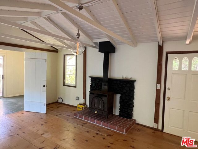764 Old Topanga Canyon Road, Topanga CA: https://media.crmls.org/mediaz/be87af06-7d29-46d7-8a3a-3dbd8de68fc0.jpg