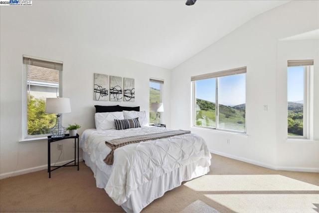 231 Stetson Dr, Danville CA: https://media.crmls.org/mediaz/be87ecee-be09-4ff6-a5fd-b60b5773fc00.jpg