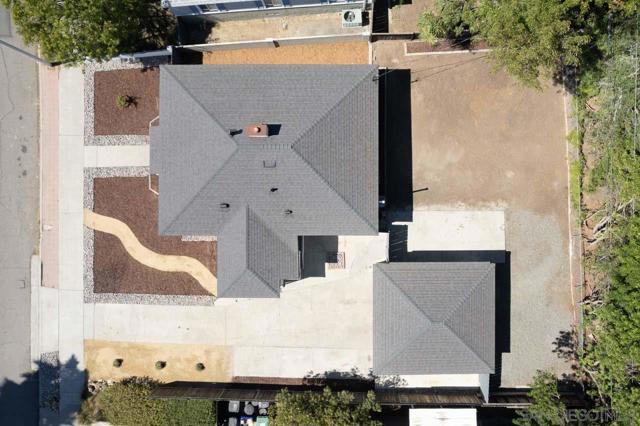 4361 Alamo Dr, San Diego CA: https://media.crmls.org/mediaz/be88e15b-9f5c-4e99-b335-b5e6f1cfbc89.jpg