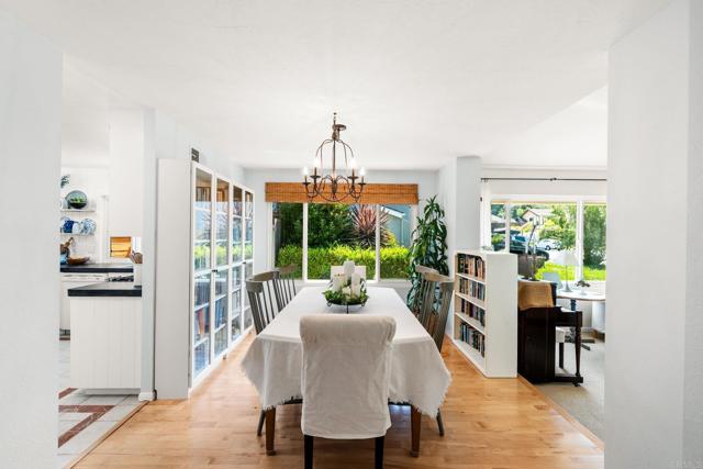 Detail Gallery Image 13 of 75 For 3432 Mount Ariane Dr, San Diego,  CA 92111 - 4 Beds | 2 Baths