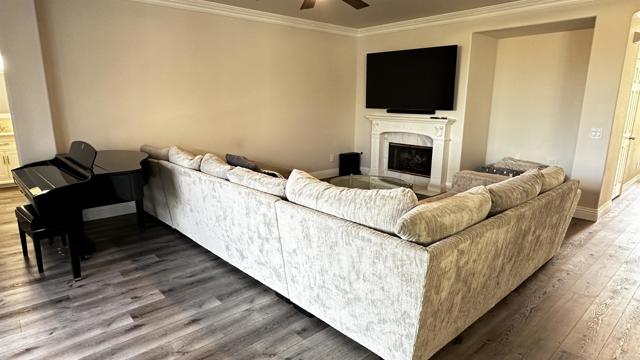 Detail Gallery Image 18 of 45 For 394 Plaza Toluca, Chula Vista,  CA 91914 - 5 Beds | 3/1 Baths