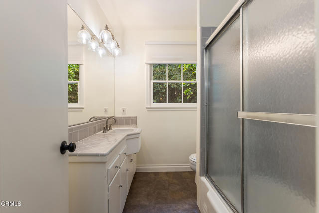 Detail Gallery Image 27 of 44 For 5209 Alta Canyada Rd, La Canada Flintridge,  CA 91011 - 3 Beds | 2 Baths