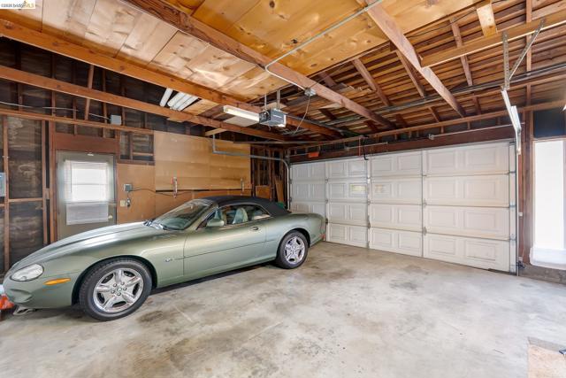 Image 30 of 47 For 2651 Tamalpais Dr