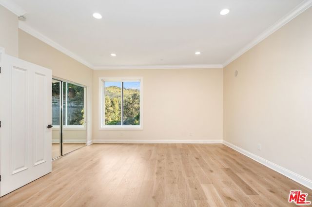 8041 Bulwer Drive, Los Angeles CA: https://media.crmls.org/mediaz/be8a2281-a578-4e2f-b625-f756c1a2bc07.jpg