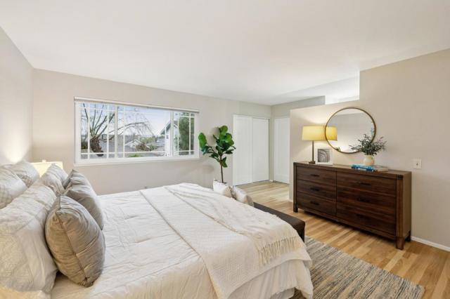 Image 27 of 52 For 950 Gull Avenue