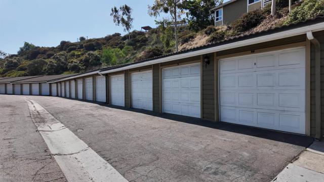 Detail Gallery Image 15 of 18 For 554 Telegraph Canyon Rd #F,  Chula Vista,  CA 91910 - 3 Beds | 2 Baths