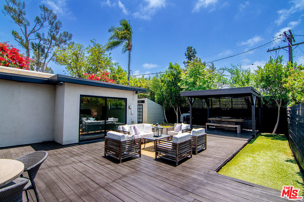 3838 Buena Park DriveStudio City img 38