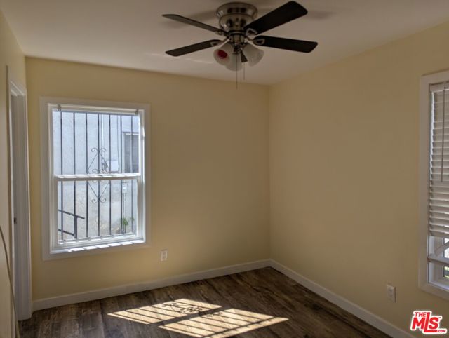 613 E 83rd Street, Los Angeles CA: https://media.crmls.org/mediaz/be8b9045-58ac-47e4-aa2f-91fc55e9fe78.jpg