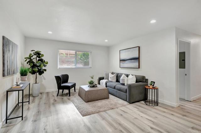 Detail Gallery Image 1 of 1 For 9860 Dale Ave #C6,  Spring Valley,  CA 91977 - 2 Beds | 2 Baths