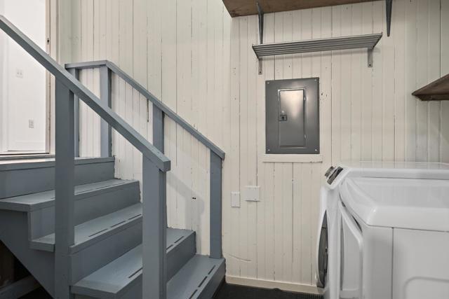100 Wood Road, Los Gatos CA: https://media.crmls.org/mediaz/be8de9b0-963a-46de-b01b-6da34a3a42b5.jpg