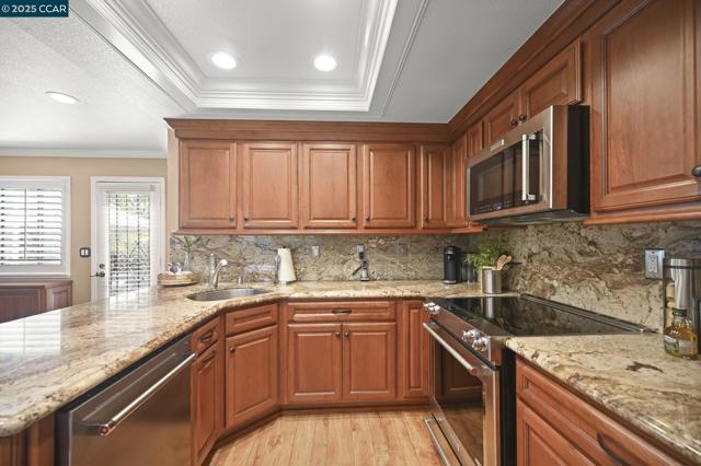 318 Marie Cmn, Livermore CA: https://media.crmls.org/mediaz/be905599-9871-4b41-a938-fde4f3dcb937.jpg