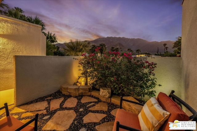 2664 N Aurora Drive, Palm Springs, CA 92262