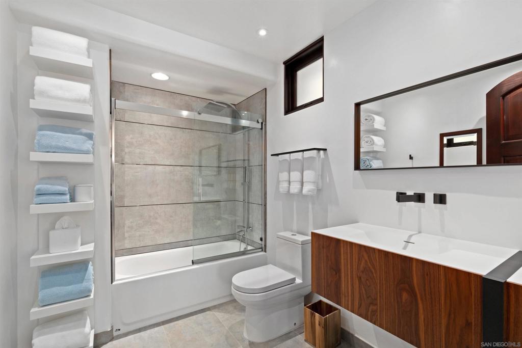 MLS #250041523SD image #9