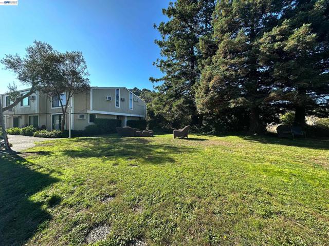 Image 15 of 26 For 150 Shoreline Hwy