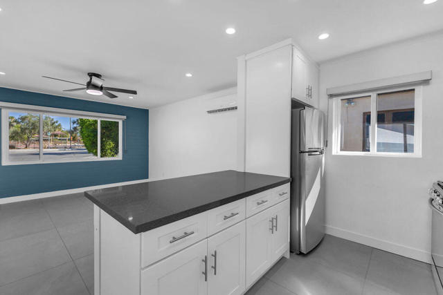 44635 San Carlos Avenue, Palm Desert CA: https://media.crmls.org/mediaz/be93cea9-f197-47db-b402-4ac7b119d375.jpg
