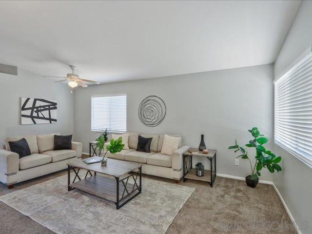 1277 Glencoe Dr, San Diego CA: https://media.crmls.org/mediaz/be948b66-8f51-4978-8b09-3482d9be645c.jpg