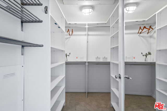 13044 Pacific, Playa Vista CA: https://media.crmls.org/mediaz/be949c0f-2963-4da6-9be4-1f2e3bc0c2ad.jpg