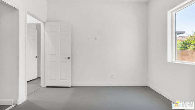 13704 Sarita Drive, Desert Hot Springs CA: https://media.crmls.org/mediaz/be965b12-da05-4d11-aff2-b12e74d7abe0.jpg
