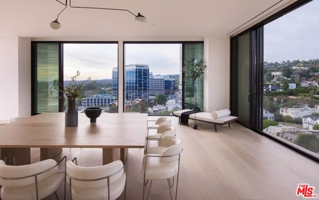 9040 W Sunset Blvd, West Hollywood CA: https://media.crmls.org/mediaz/be96d2e4-2fe1-4fbf-8392-0c67798f6b5c.jpg