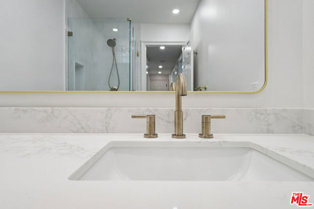 23681 Cavanaugh Road, Lake Forest CA: https://media.crmls.org/mediaz/be9736a4-81bd-45a5-b2f8-59cc5c44085d.jpg