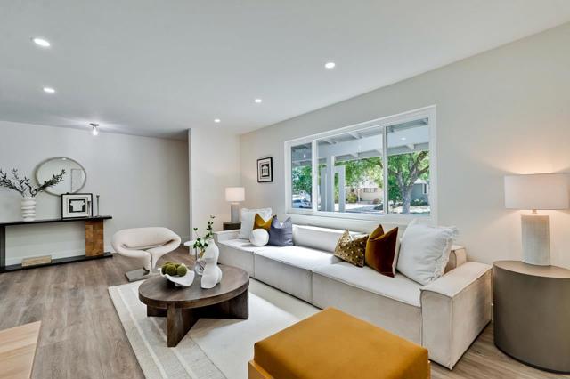 10211 E Estates Drive, Cupertino CA: https://media.crmls.org/mediaz/be974302-bda2-404c-a5a9-7c05c89fdc2d.jpg