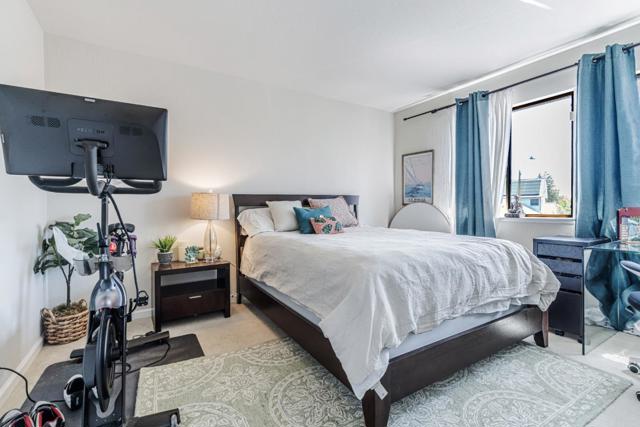 764 Bain Place, Redwood City CA: https://media.crmls.org/mediaz/be983c5d-53d0-4f8b-a225-c3db3c0eda13.jpg