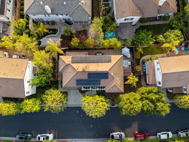 7531 Edinburgh Way, Gilroy CA: https://media.crmls.org/mediaz/be98830d-b35c-4926-a3f7-5f596d53e006.jpg