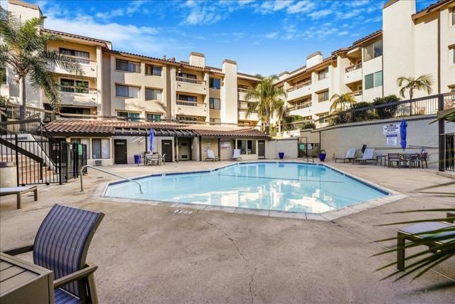 6747 Friars Rd, San Diego CA: https://media.crmls.org/mediaz/be98f552-10ec-4ff1-a6b1-3f43342a801f.jpg