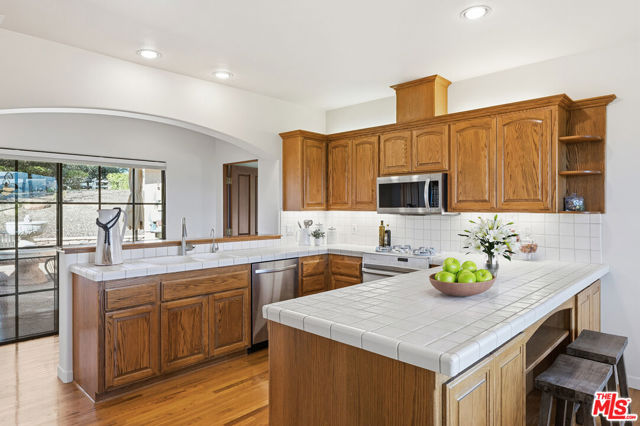 821 Fredensborg Canyon Road, Solvang CA: https://media.crmls.org/mediaz/be99b108-0bd9-4760-9200-c2c019473fa7.jpg