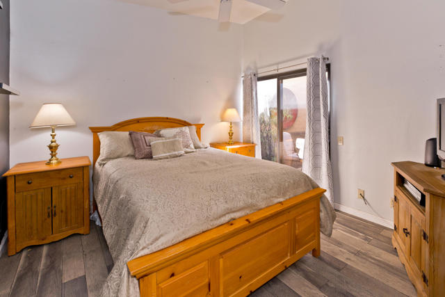 1291 Tiffany N Circle, Palm Springs CA: https://media.crmls.org/mediaz/be9a9b68-6a49-43b0-8ffd-e40cd3b162f5.jpg